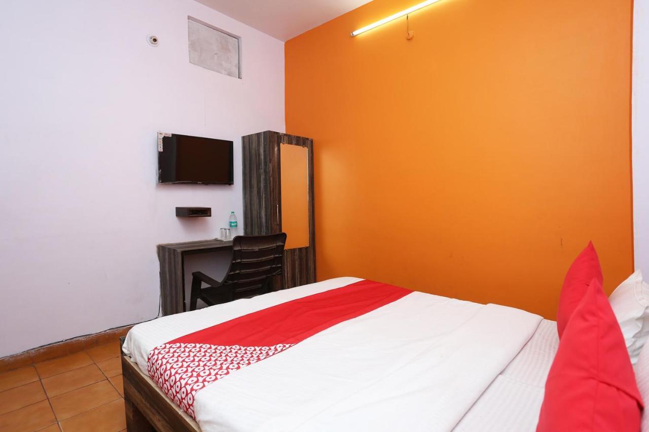 Oyo 37533 Hotel Ashirwad Jabalpur Exteriér fotografie
