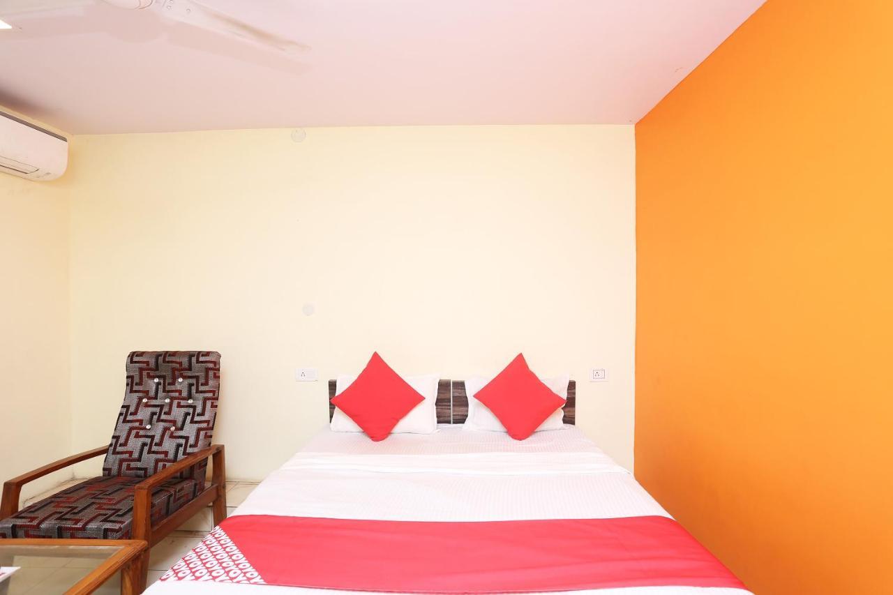 Oyo 37533 Hotel Ashirwad Jabalpur Exteriér fotografie