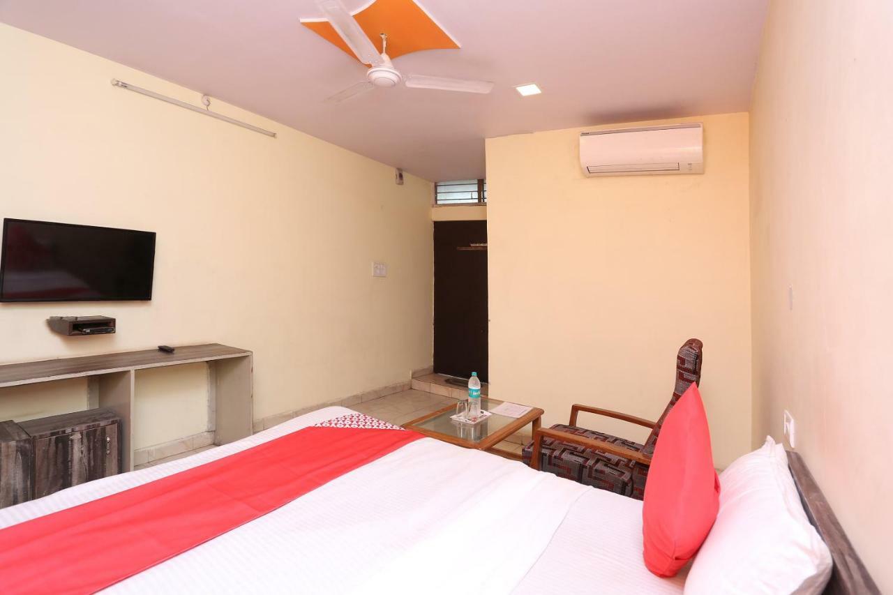 Oyo 37533 Hotel Ashirwad Jabalpur Exteriér fotografie
